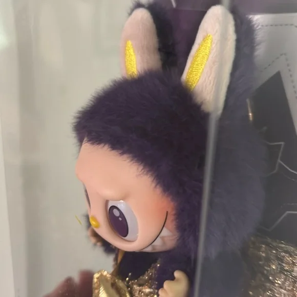 POP MART LABUBU × PRONOUNCE - WINGS OF FORTUNE Vinyl Plush Hanging Card - Picture 6 of 10